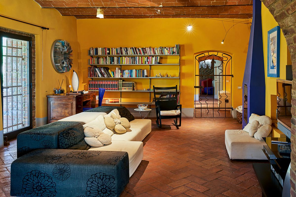 Villa Majolica