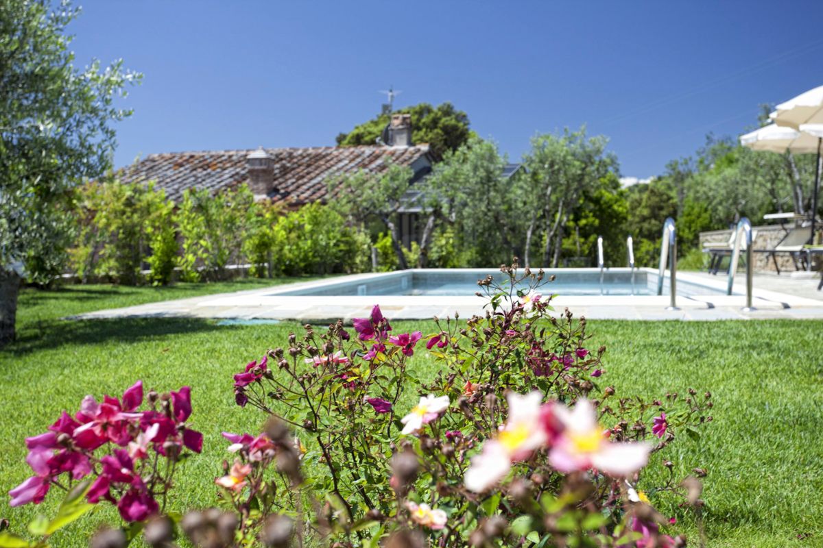 Villa Thania