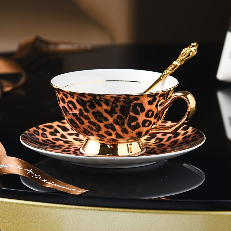 Luxurious Leopard Print Tea Set: Elegant Bone China Cup And Saucer with Golden Trim, Perfect for a Stylish Afternoon Tea