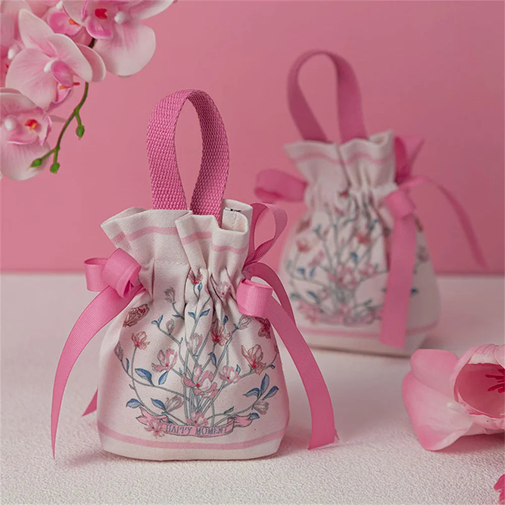 Retro Flower Handheld Candy Bags Wedding Gifts Packing Bags Portable Drawstring Candy Storage Bags Wholesale New 2024