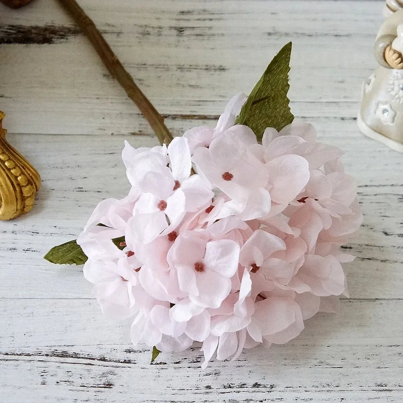 1 Bundle Silk Hydrangea Autumn Vase for Home Decor Valentine's Day Wedding Bridal Bouquet Wall Setting Artificial Flowers Cheap