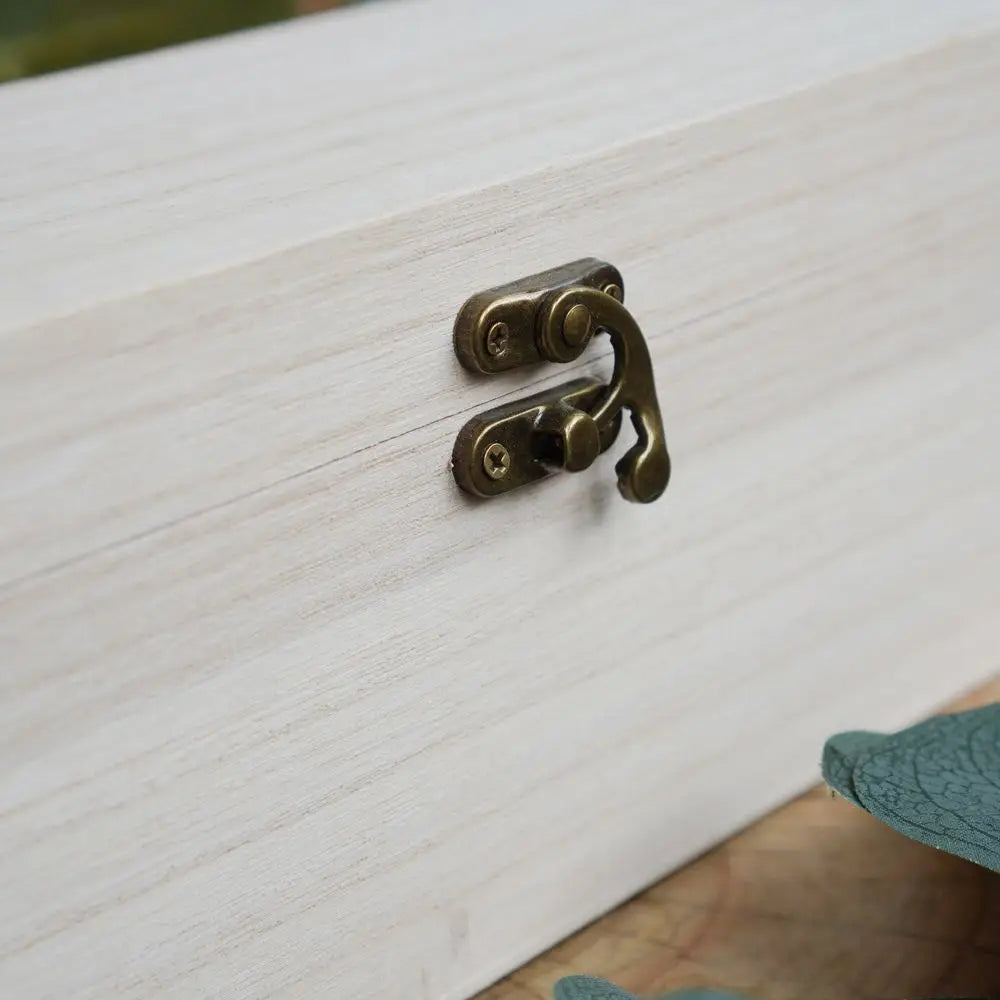 Personalised Wooden Wine Box Wedding Decoration Engraved Lettering Gift Portable Clamshell Solid Wood Champagne Bottle Box