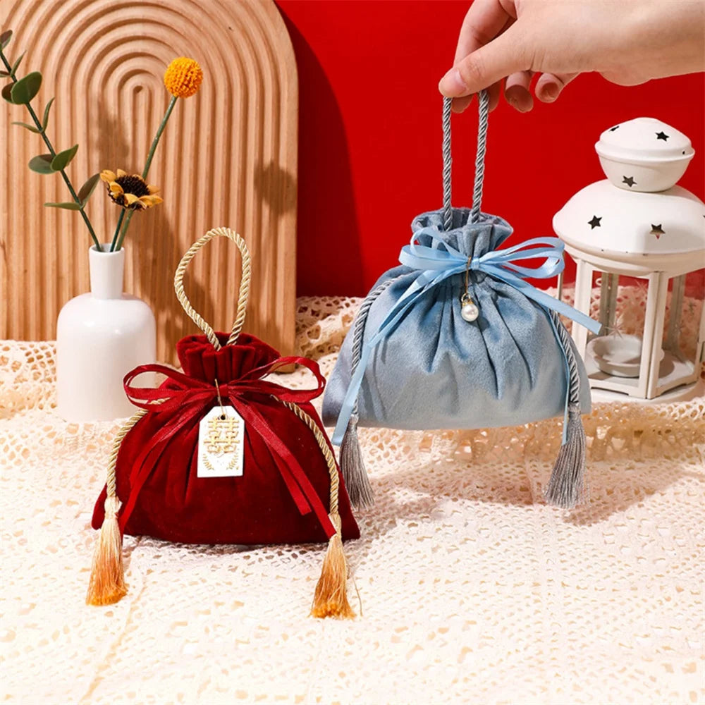Silk Velvet Drawstring Gift Bag Candy Pouches For Wedding Party Favors Gift Packing Bags Jewelry Organizer Chocolate Candy Bags