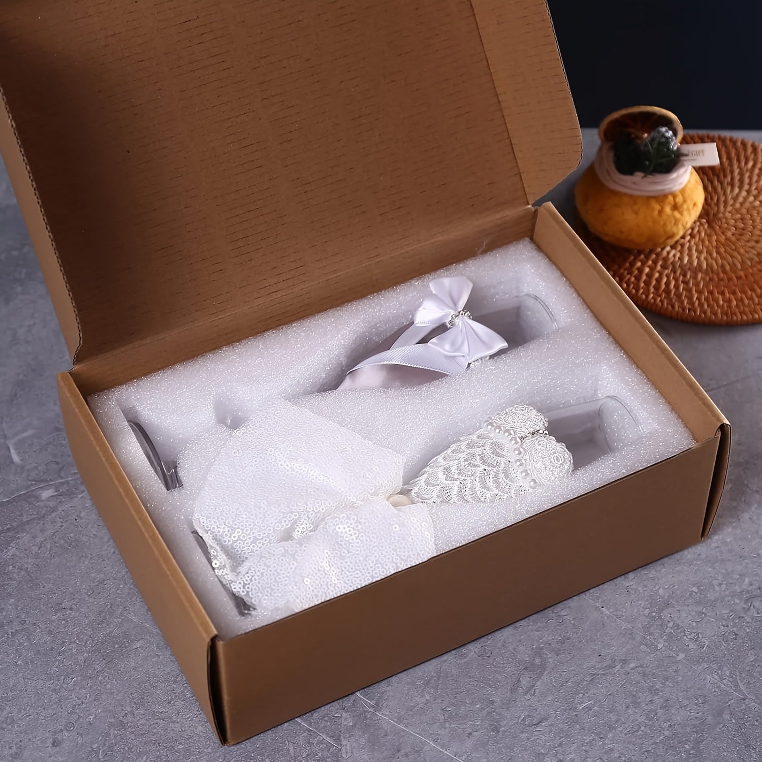 2pcs CZHOMMAGIC Wedding Champagne Flutes Set, Bride and Groom Toasting Glasses, Lead-Free Glass, Hand Wash Only, Reusable, Stemmed, Multipurpose for Cold Beverage, Ideal for Christmas, Hanukkah, Thanksgiving, Valentine'S Day,