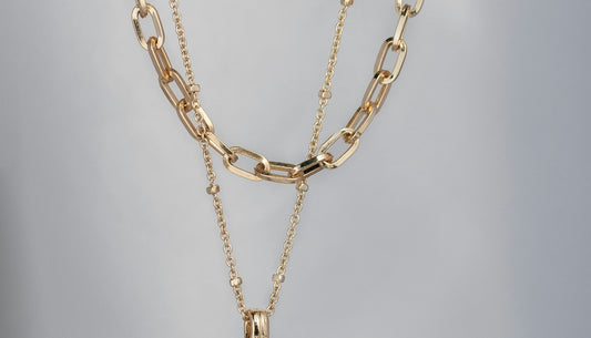 How to Choose Bridal Jewelry That Matches Your Dress