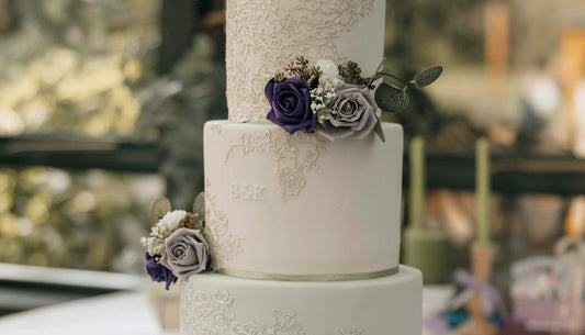 Top 10 Wedding Cake Designs for Luxury Weddings