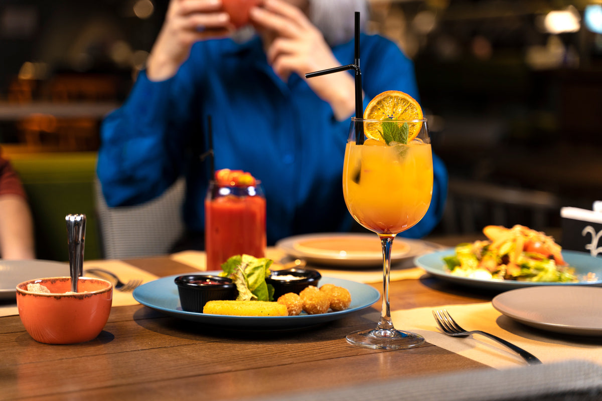 Food & Drinks