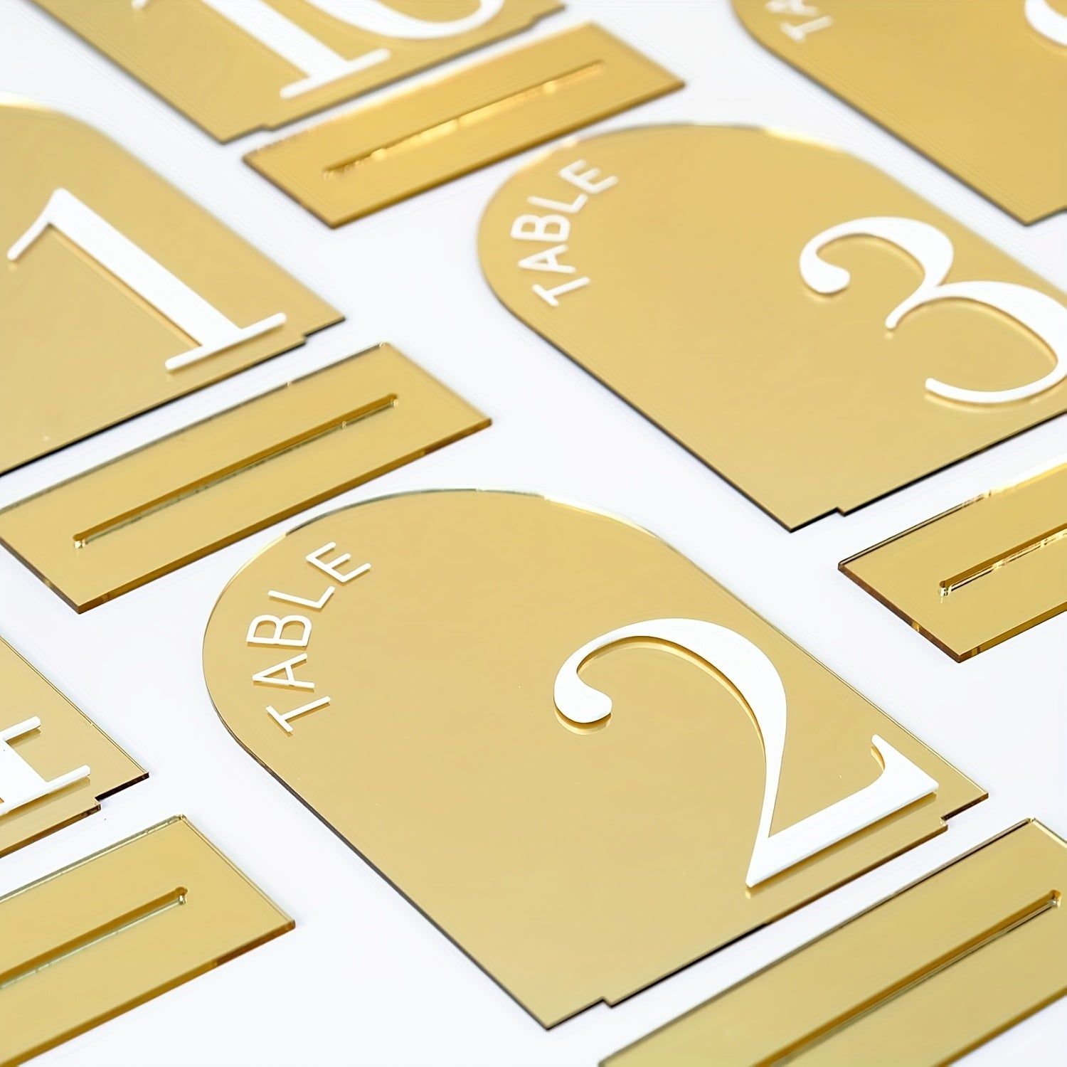 Golden Arch-Shaped Number Table Sign 1-10 with Stand – 10cm x 15cm Acrylic Desktop Holder Featuring Elegant Typography,