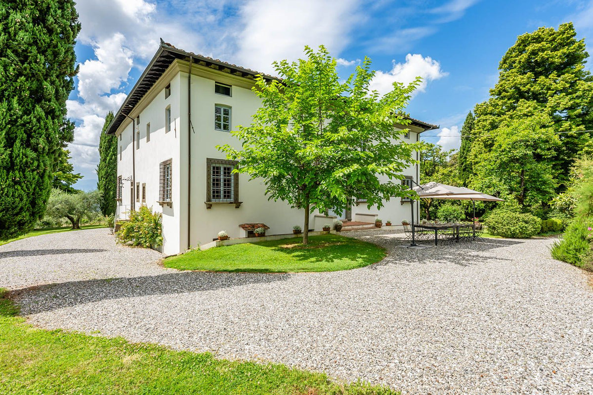 Villa Dimidius