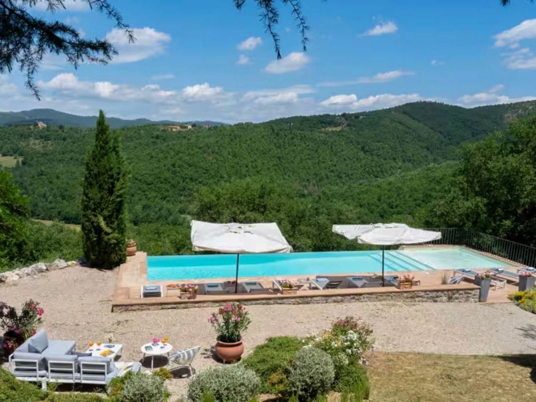 Casa Zari