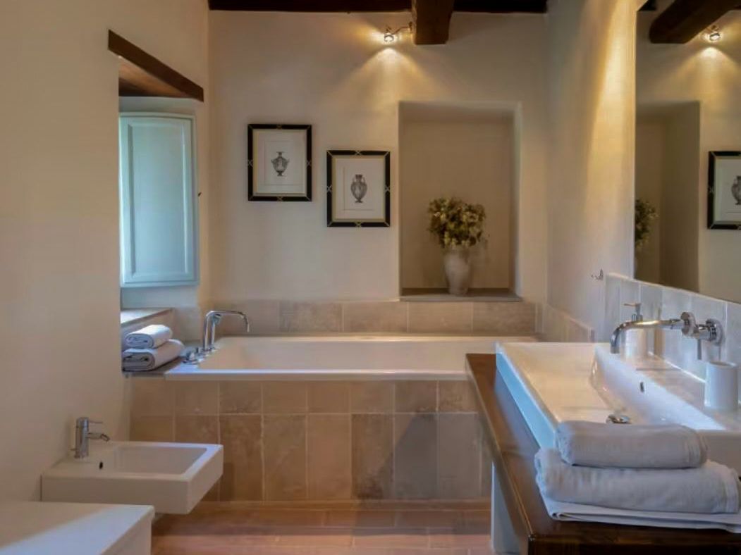 Casa Zari