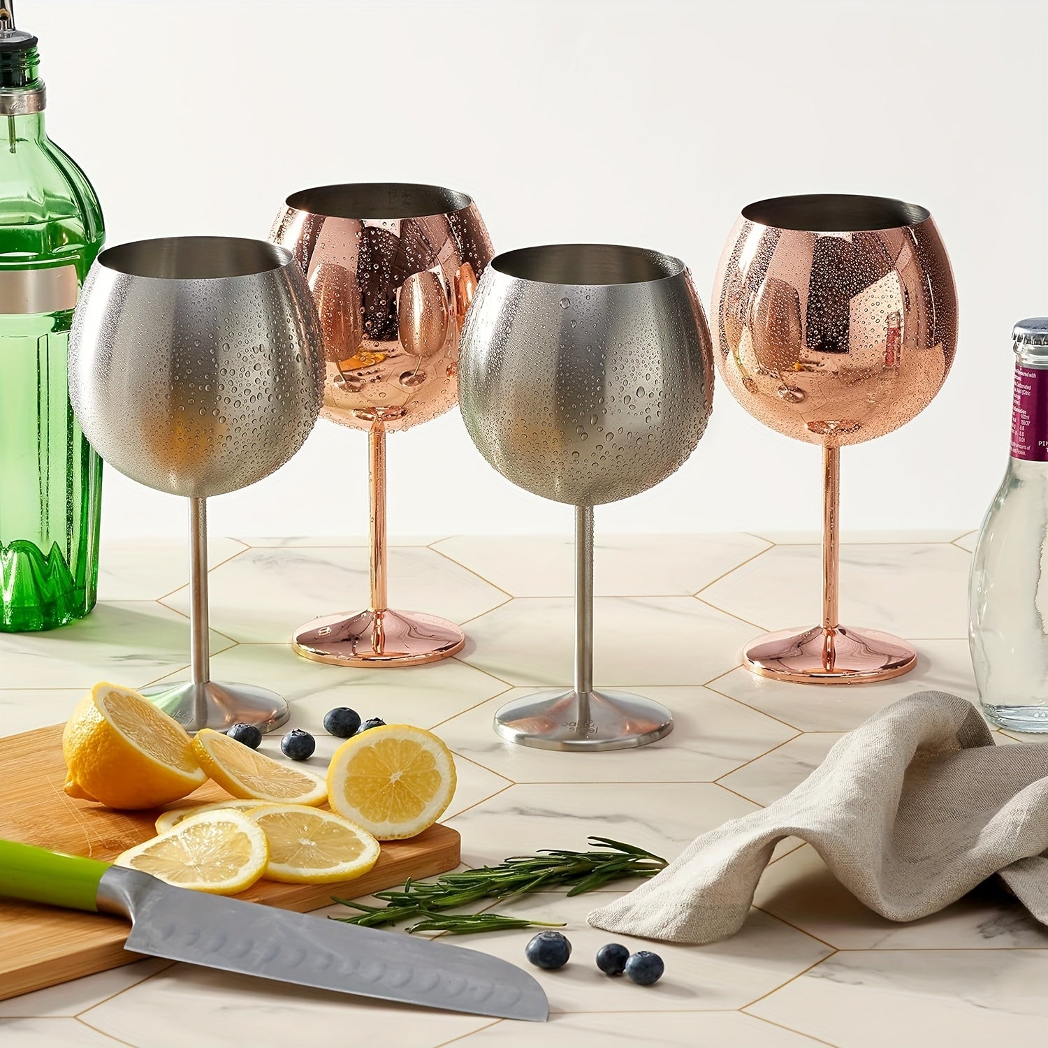 Set Of 2 Stainless Steel Ball-shaped Cups, Suitable For Various Occasions Such As Bars, Homes, Weddings, Etc. Made Of High-quality Stainless Steel, Not Easily Breakable, And Ensures That Your Drinks Stay Refreshingly Cold For