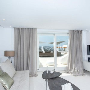 Petalite Suite
