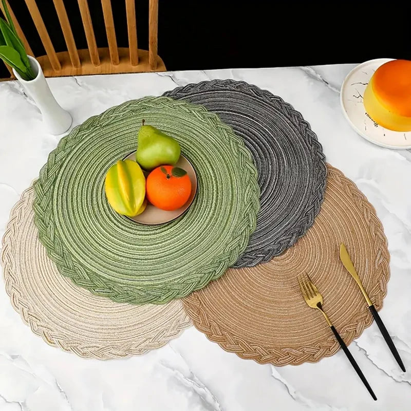 1pcs Round Woven Placemats - Heat-Insulating, Easy Clean, Table Decoration for Western-Style Meals, Festivals
