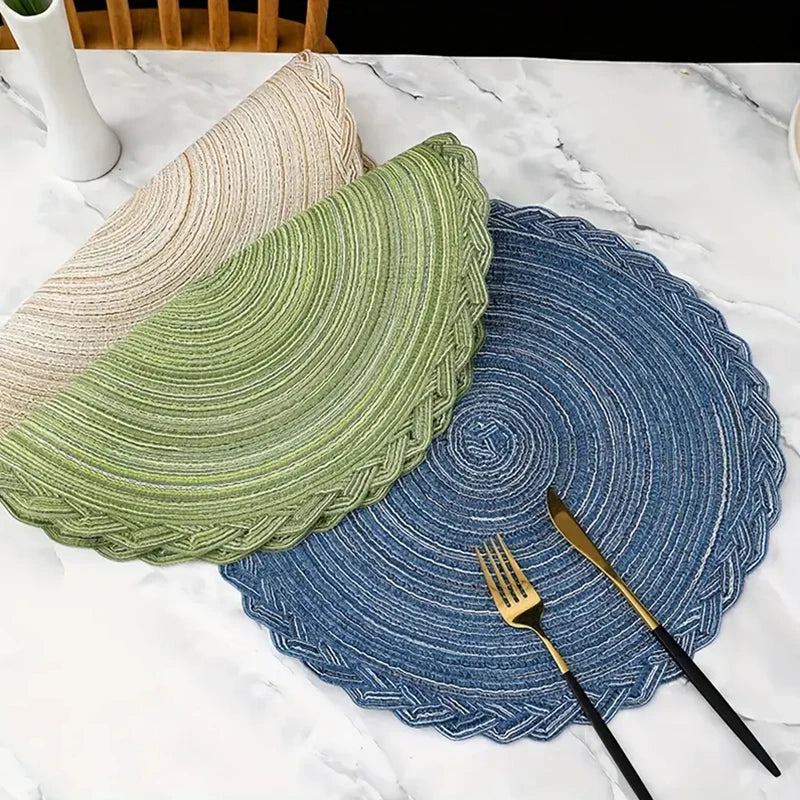 1pcs Round Woven Placemats - Heat-Insulating, Easy Clean, Table Decoration for Western-Style Meals, Festivals