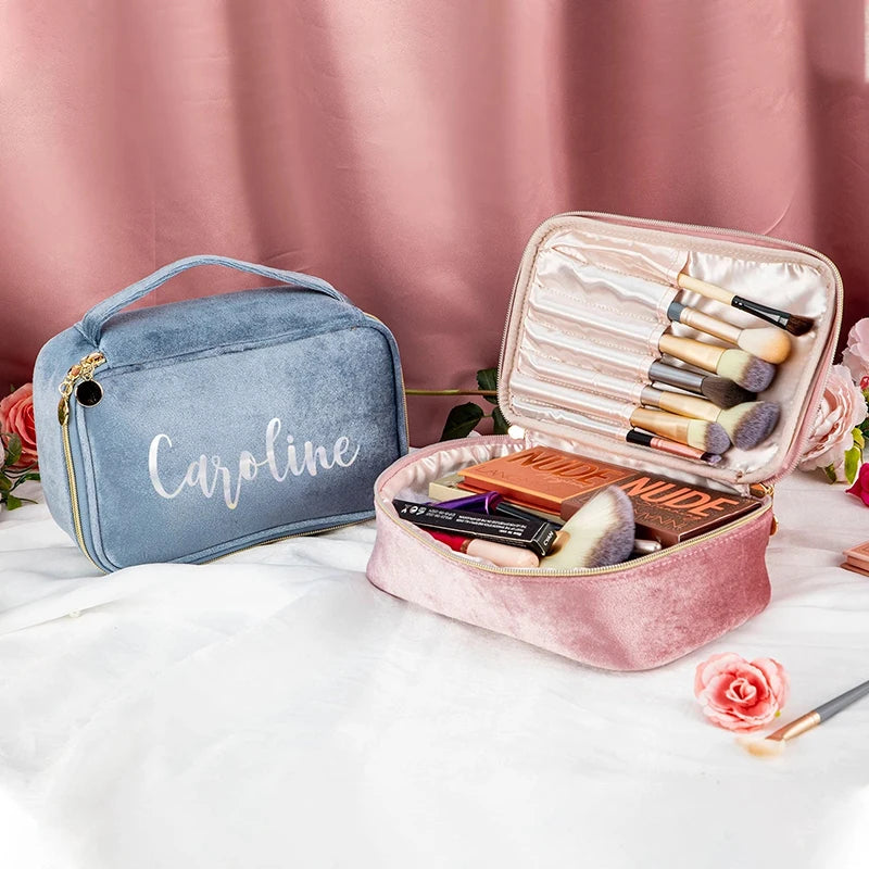 Personalised Bridesmaid Velvet Toiletry Bag Makeup Pouch Clutch Gifts for Her with Name Bride to Wedding Holiday Pouch Brush Bag