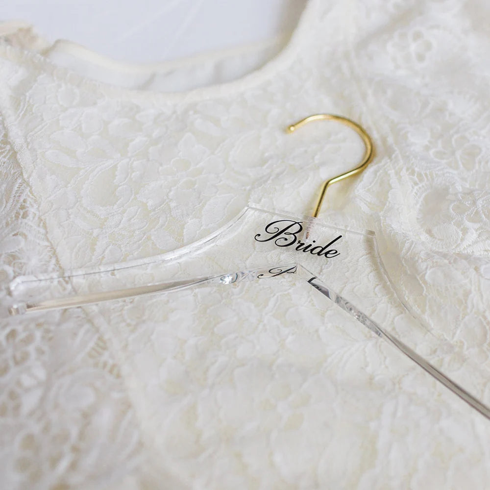 Custom Bridesmaid Gifts Personalised Acrylic Wedding Dress Hanger Bachelorett Party Decoration Clear Modern Bridal Hangers