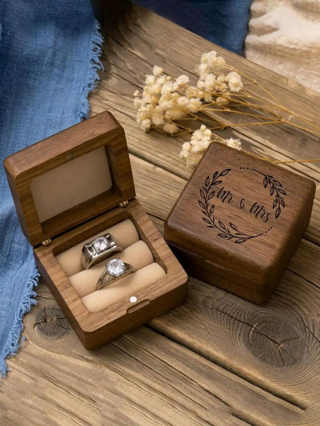 mrs & mr Wedding Ring Wooden Box Laser Engraving for wedding Ceremony Ring Bearer Ring Box Wedding band holder wedding supplies