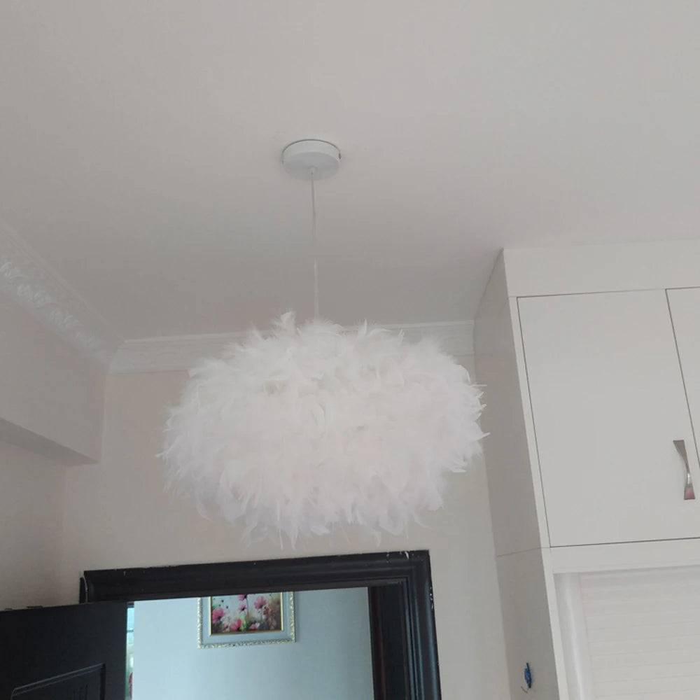 Fluffy Feather Pendant Light Modern E27 Lamp Holder Hanging Fairy Lighting Fixture Bedroom Chandelier lampy sufitowe Droplight