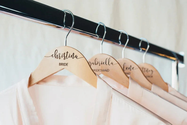 Personalized Bridesmaid Bridal Wedding Wooden Engraved Hangers Bachelorette Party Decorations Wedding Supplies Honeymoon Gifts