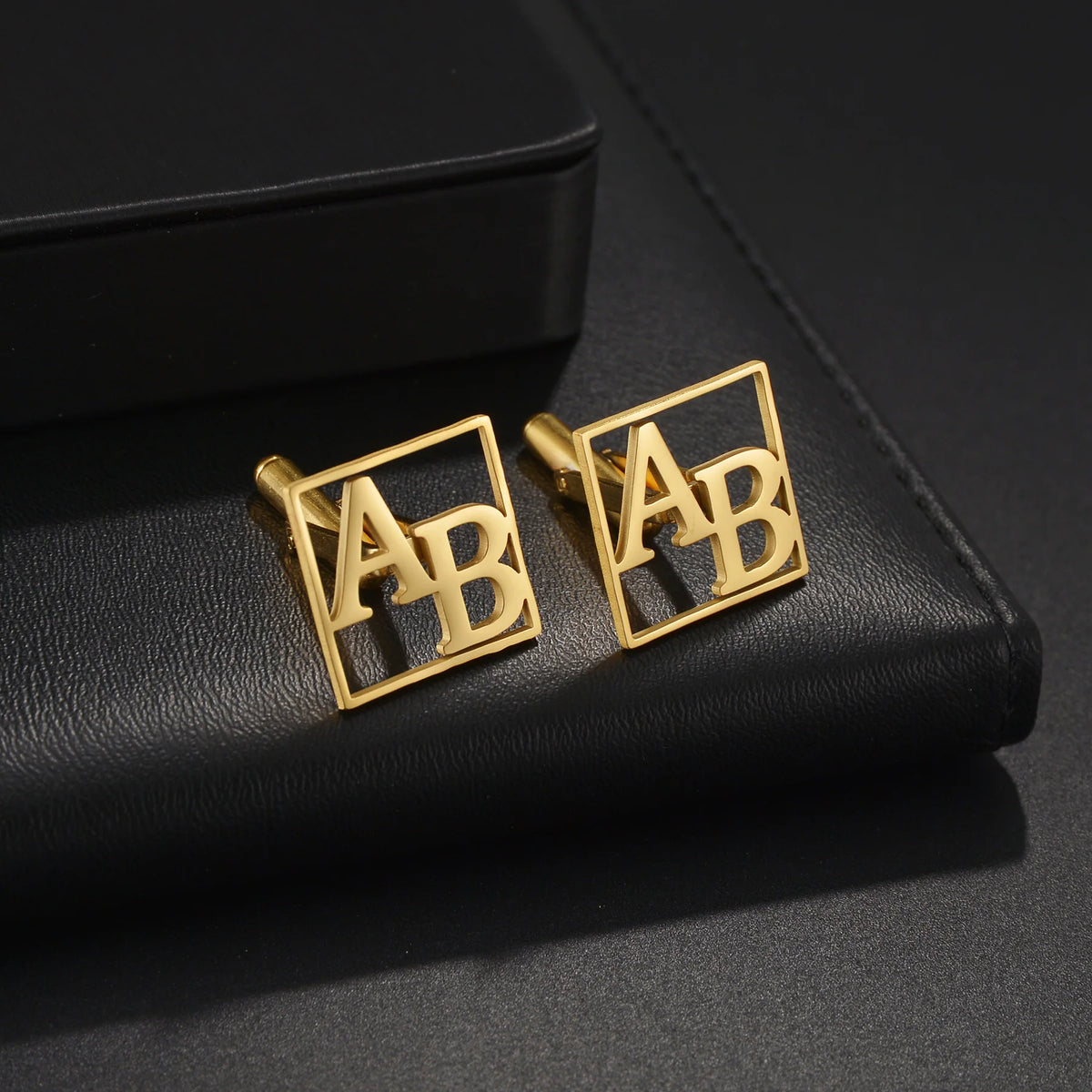 Atoztide Fashion Personalized Custom Name Cufflinks for Men Shirt Cuff Buttons Letter Initials Jewelry Wedding GiftsAccessories