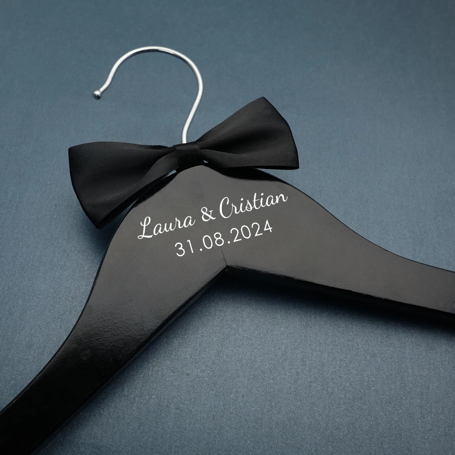 Custom Wedding Hanger Personalized Bride Dress Hanger Groom Hanger Personalised Names and Date Wedding Party Bridal Shower Gifts