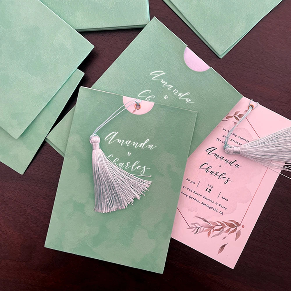 100pcs Personalized Invitation Business wedding Quinceanera Birthday Thank you letter Light green velvet decorated envelope