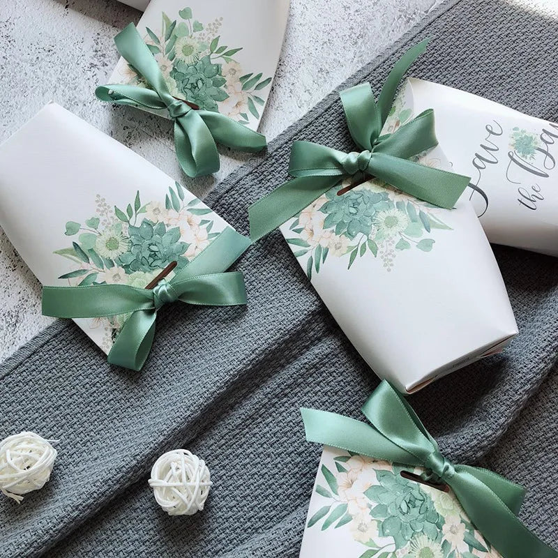 Green flowers Wedding Favors Candy Boxes Bomboniere Save the date Gift Box Party Chocolate Box three designs 50pcs