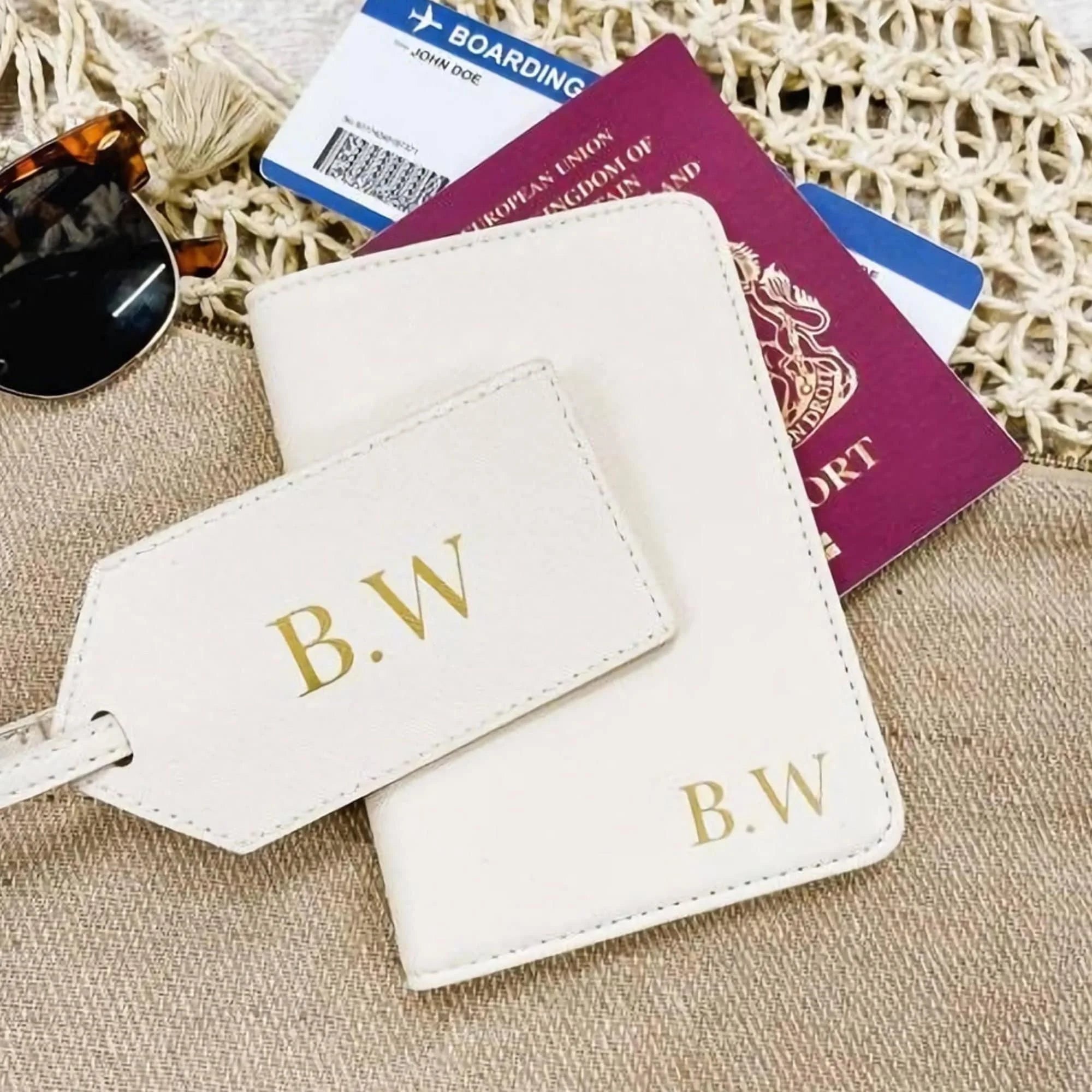 Personalised Passport Holder Custom Luggage Tag set Engagement Travel set Honeymoon Valentines Gift Bridal Party Gifts Mr & Mrs