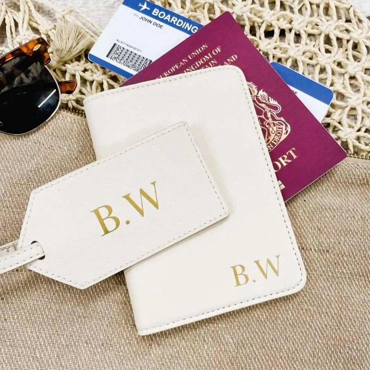 Personalised Passport Holder Custom Luggage Tag set Engagement Travel set Honeymoon Valentines Gift Bridal Party Gifts Mr & Mrs