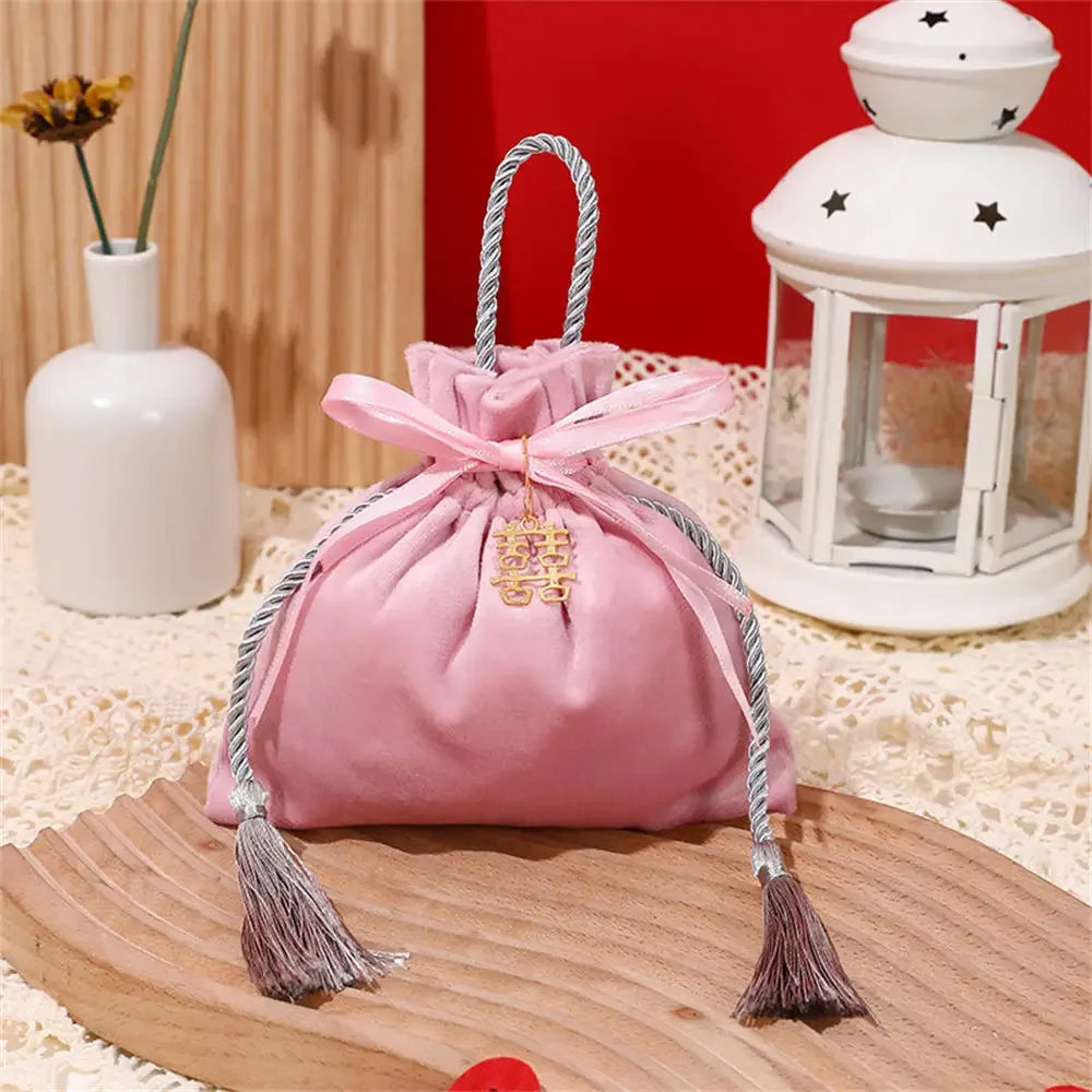 Luxury Packing Drawstring Velvet Pouch Sachet Gift Bag For Jewelry Wedding Candy Boxes With Pearl String Decor Favors Bags