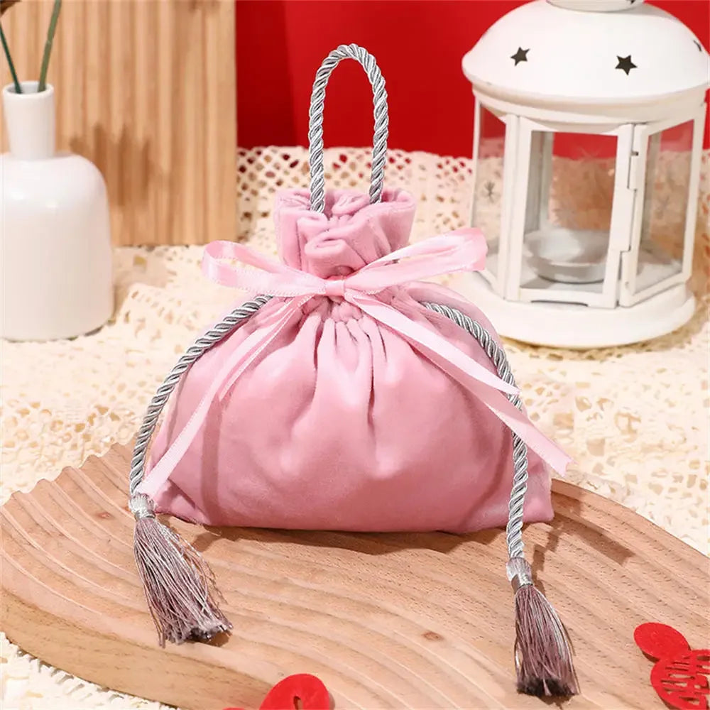 Luxury Packing Drawstring Velvet Pouch Sachet Gift Bag For Jewelry Wedding Candy Boxes With Pearl String Decor Favors Bags