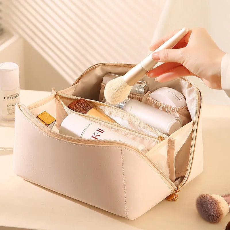 Personalised Makeup Bag Wedding Gift for Bridesmaid Portable PU Pouch Cosmetic bag Waterproof Bathroom Washbag Birthday gift