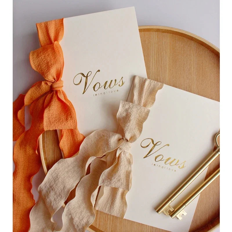 2Pcs/Set Romantic Wedding Favors Bride And Groom Vows Card with  Chiffon Ribbons Gold Pen Book His & Her Photo Props Vow Gift