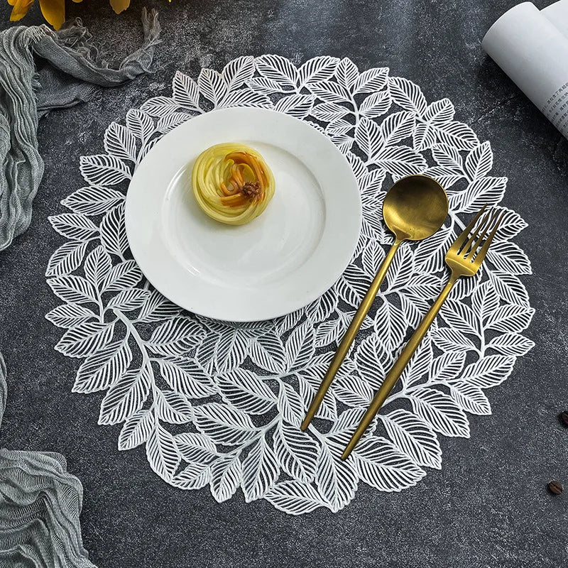 15inch Placemats Set of 6 Gold Leaf Round Placemats Non-Slip Wipeable Table Mats for Dinner,Party,Wedding Accent Centerpiece