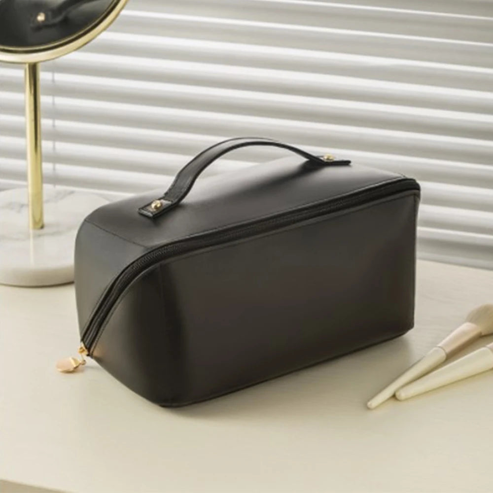 Personalised Makeup Bag Wedding Gift for Bridesmaid Portable PU Pouch Cosmetic bag Waterproof Bathroom Washbag Birthday gift