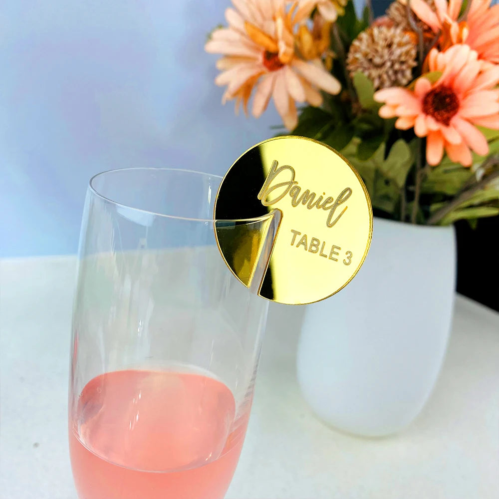 Personalized Acrylic Wedding Name Place Cards Ideas Drink Tag Drink Stirrers Engraved Glass Place Setting Holder Drink Charm