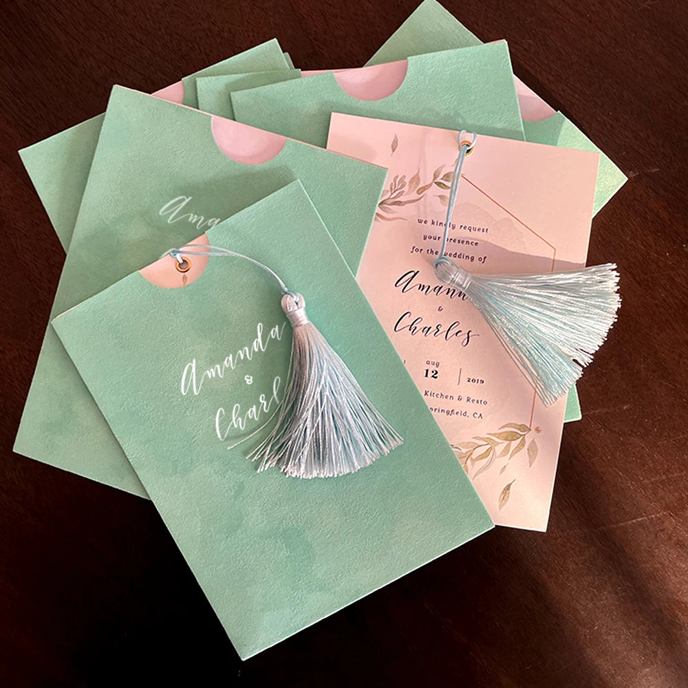100pcs Personalized Invitation Business wedding Quinceanera Birthday Thank you letter Light green velvet decorated envelope