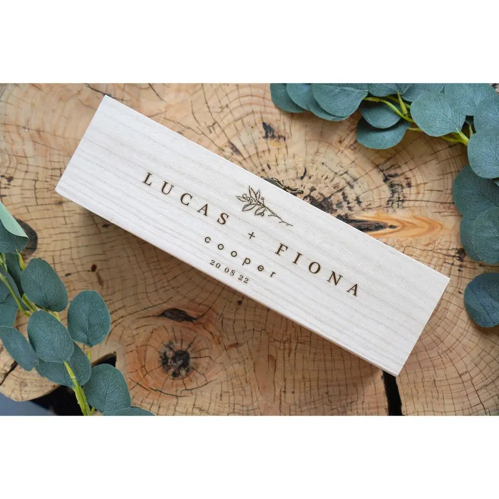 Personalised Wooden Wine Box Wedding Decoration Engraved Lettering Gift Portable Clamshell Solid Wood Champagne Bottle Box