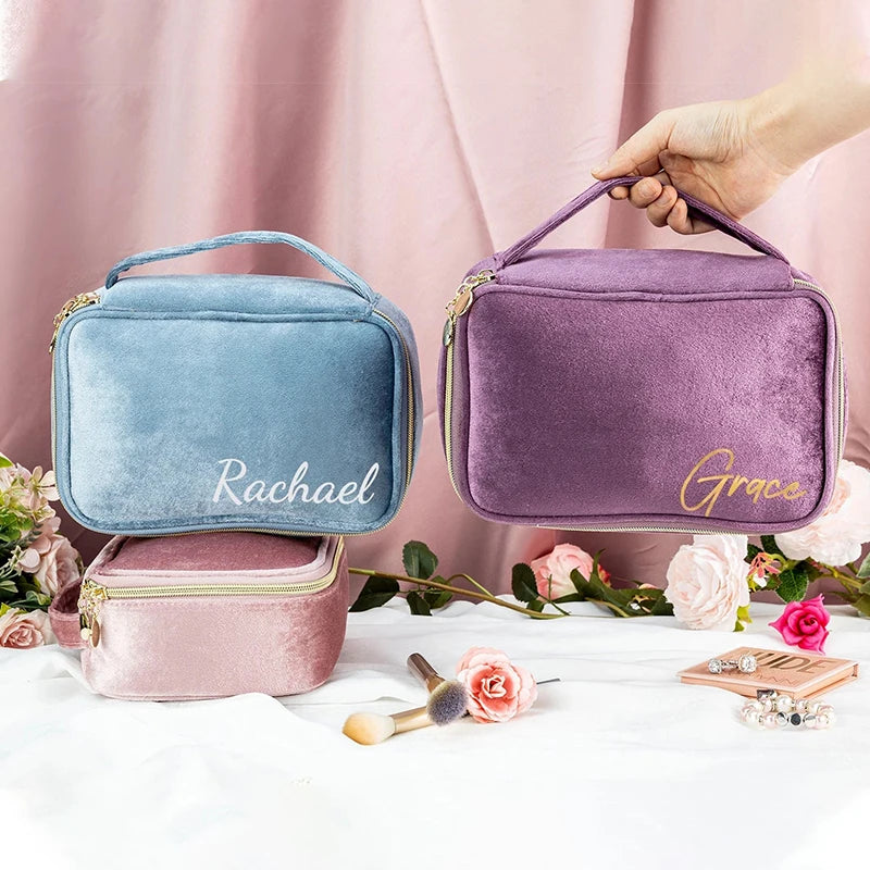 Personalised Bridesmaid Velvet Toiletry Bag Makeup Pouch Clutch Gifts for Her with Name Bride to Wedding Holiday Pouch Brush Bag