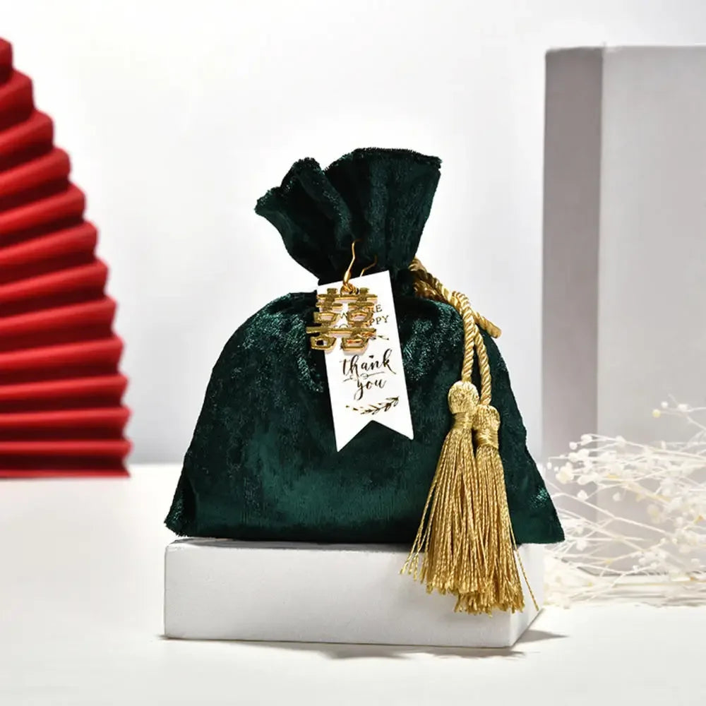 Luxury Packing Drawstring Velvet Pouch Sachet Gift Bag For Jewelry Wedding Candy Boxes With Pearl String Decor Favors Bags