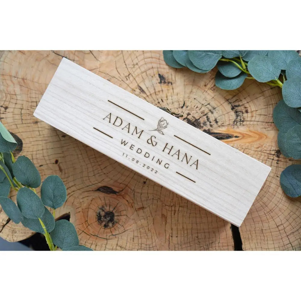 Personalised Wooden Wine Box Wedding Decoration Engraved Lettering Gift Portable Clamshell Solid Wood Champagne Bottle Box