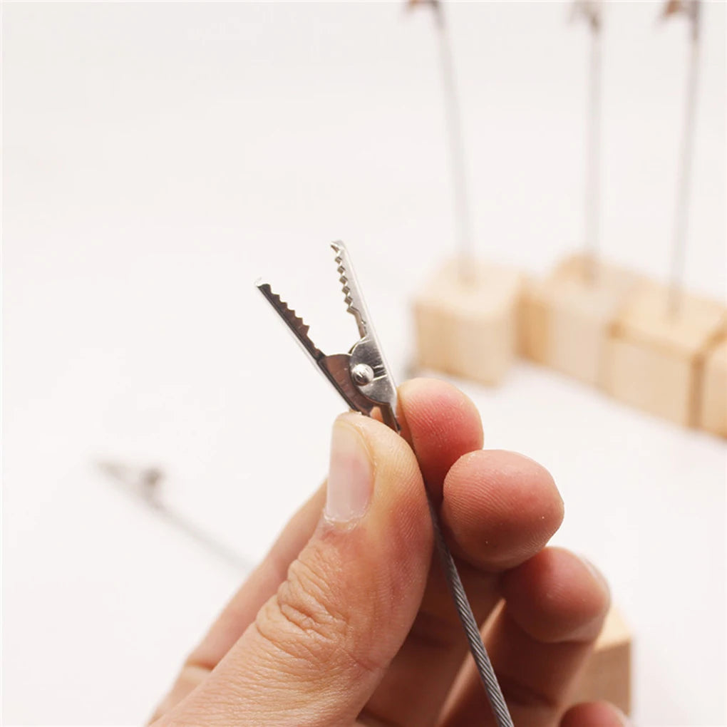 10 pcs New Portable Wooden Place Card Holder Clips Wedding Place Card Holder Table Photo Memo Number Name Clips Base