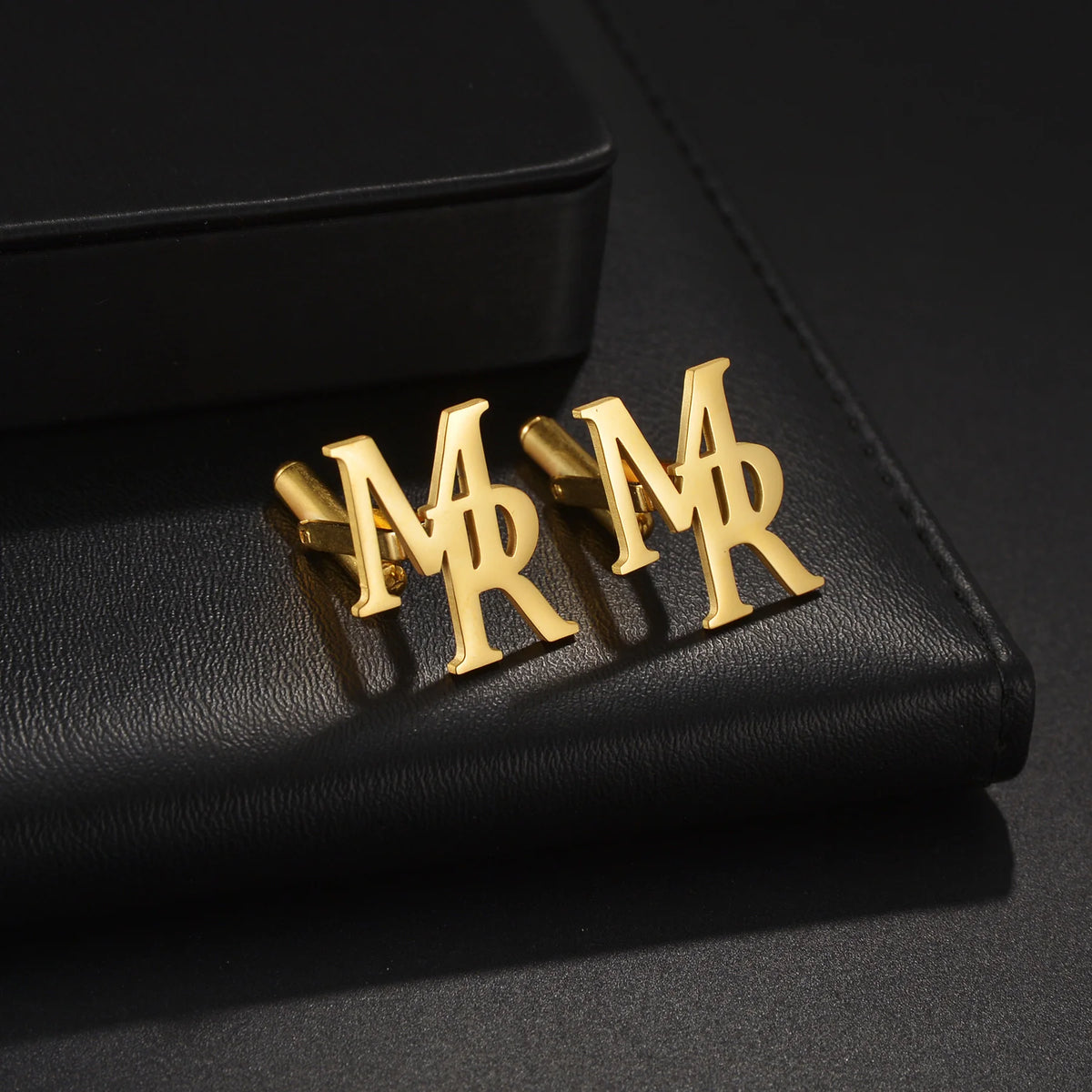 Atoztide Fashion Personalized Custom Name Cufflinks for Men Shirt Cuff Buttons Letter Initials Jewelry Wedding GiftsAccessories