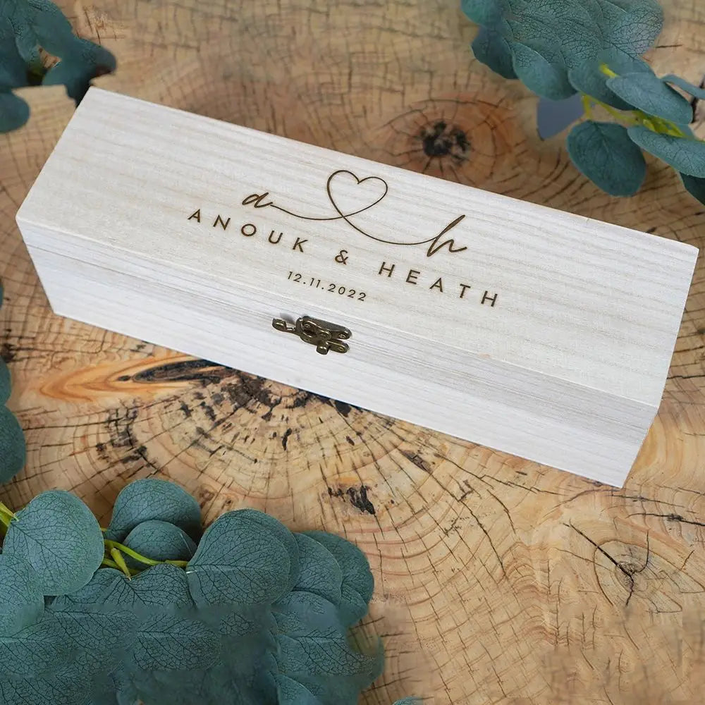 Personalised Wooden Wine Box Wedding Decoration Engraved Lettering Gift Portable Clamshell Solid Wood Champagne Bottle Box