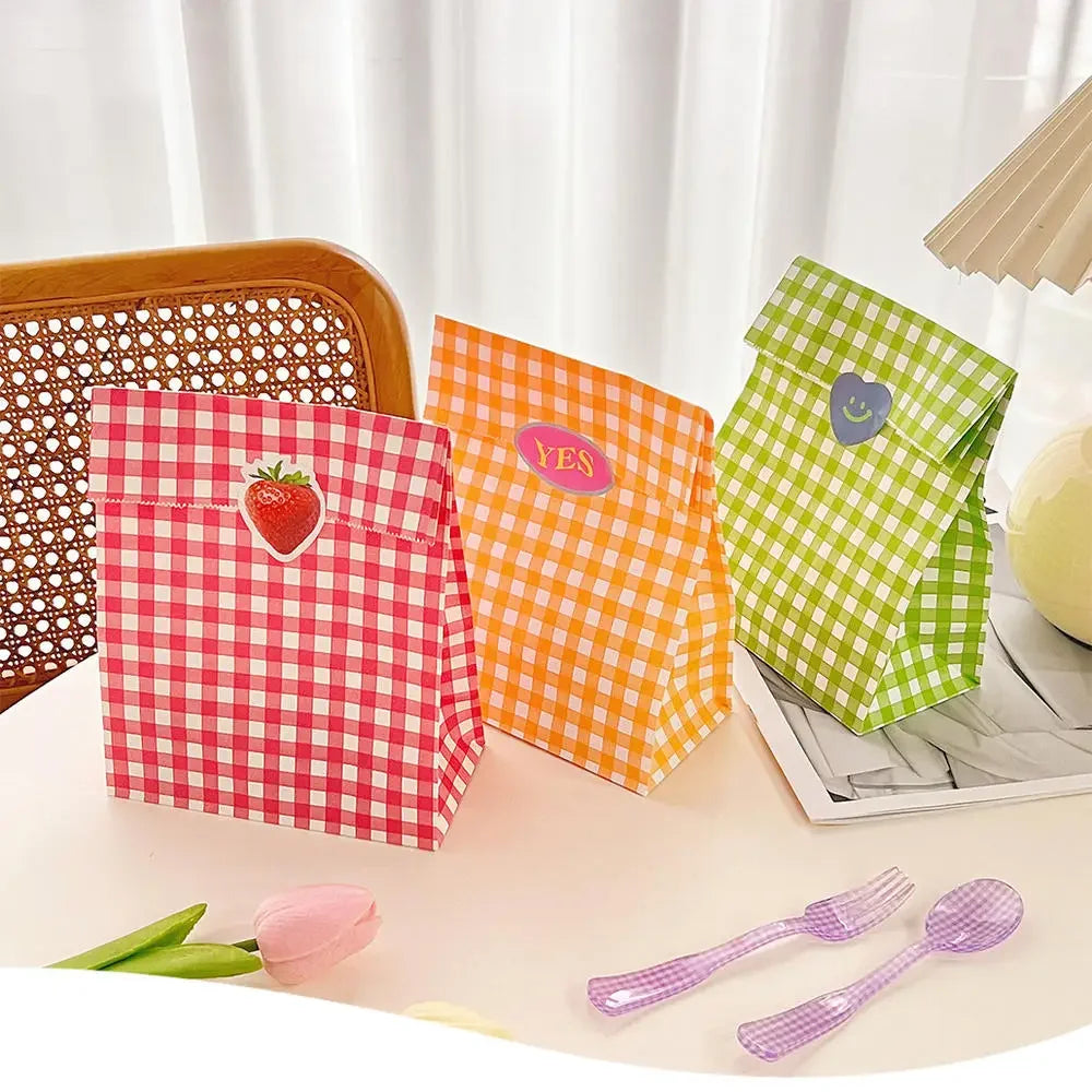 10 pcs Candy Color Kraft Paper Bag Festival Party Wedding Gift Packaging Bag Birthday Cookie Snack Organizer