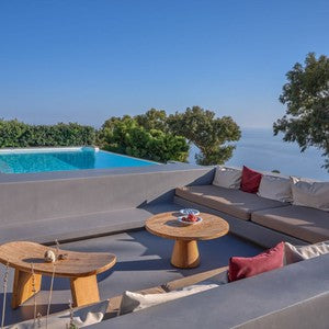 Villa Shades