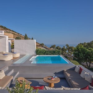 Villa Shades