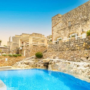 Xlendi Rocks