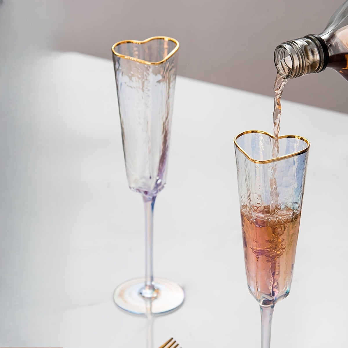 Elegant 5.54oz Champagne Flute with Gold-Plated Heart Design - Crystal Clear Glass, Colorful Rim, Perfect for Bars, Home & Parties